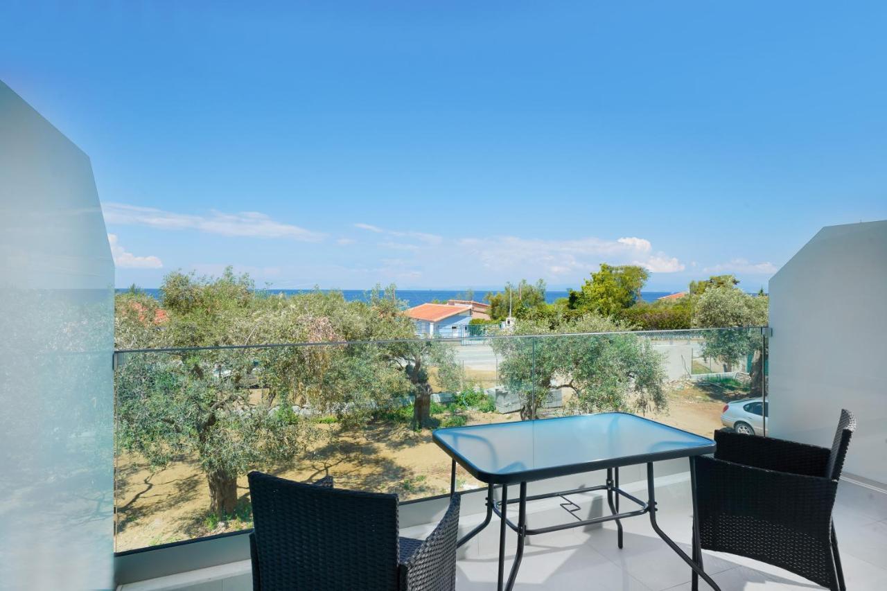 Miracle Suites By Klisma Beach Skála Kallirákhis エクステリア 写真